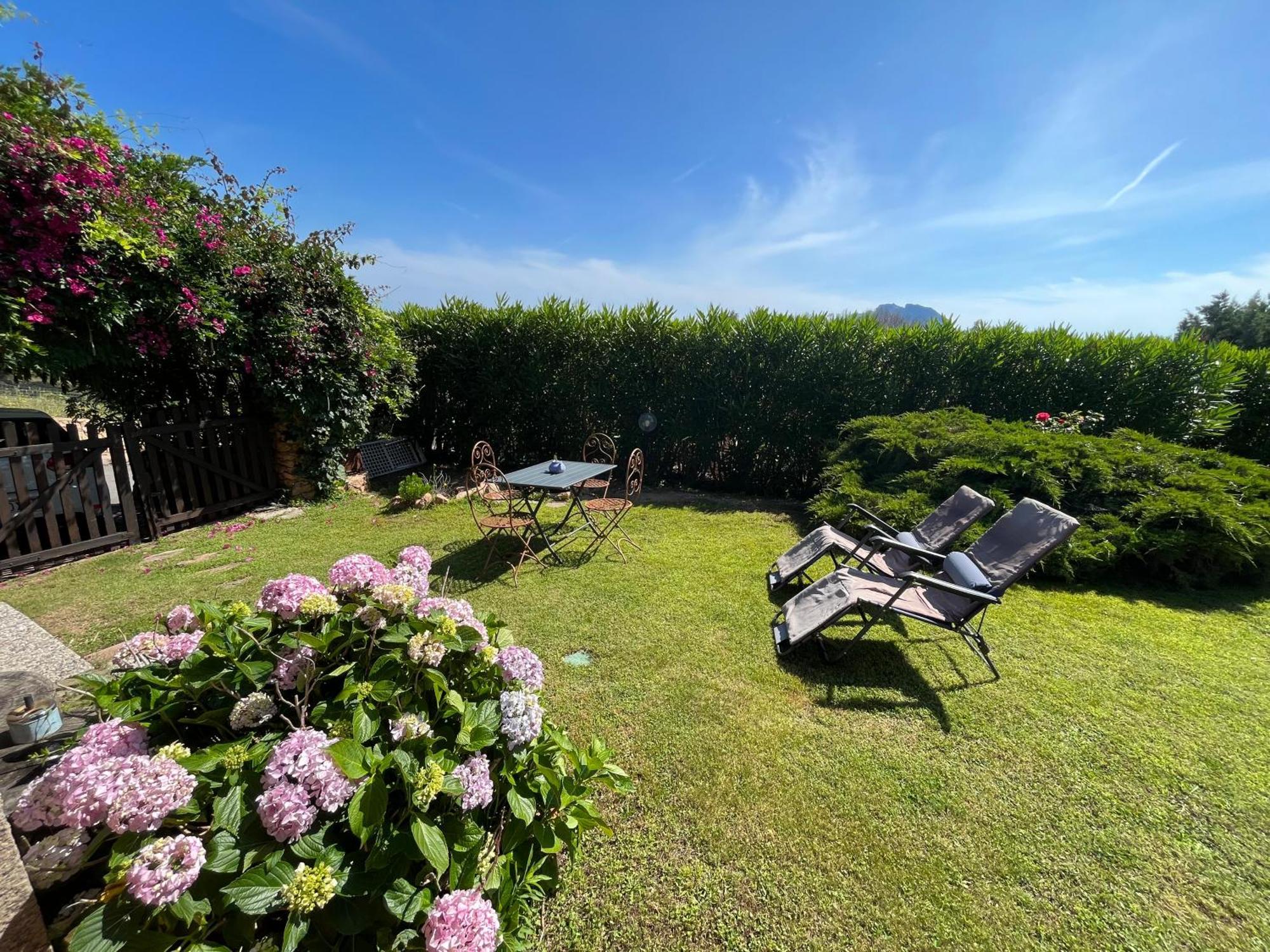 Villa Acchiappasogni Porto San Paolo  Δωμάτιο φωτογραφία